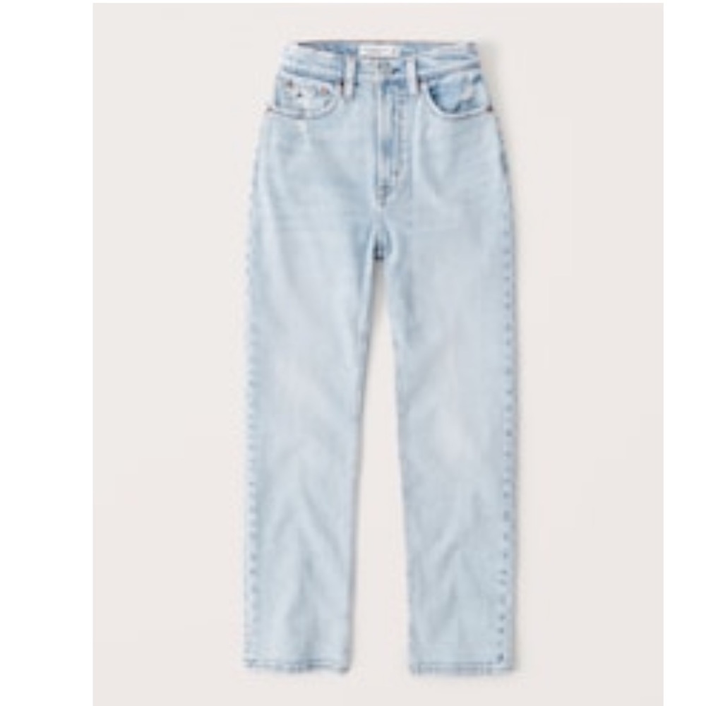 Women's
Curve Love Ultra High Rise Ankle Straight Jeans